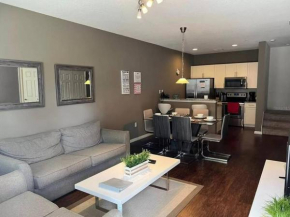Exceptional Disney - King Bed Suite - Free Parking